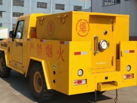 代县凯龙爆破器材运输车：保障爆破任务的安全运行