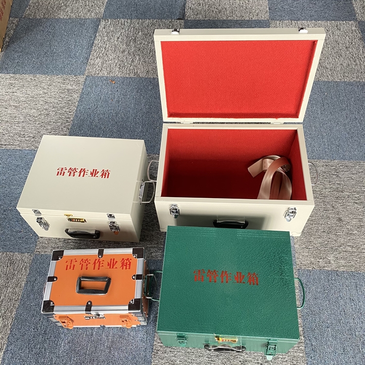 代县爆破工程作业箱如何选择？玻璃钢与传统材质的全面对比